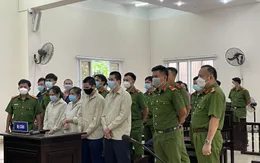 Bán ma túy bằng "mật mã", con lĩnh án tử, mẹ nhận 18 năm tù