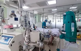 Cứu sống bệnh nhân viêm cơ tim cấp biến chứng sốc tim, ngừng tuần hoàn