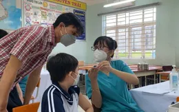 TP. Hồ Chí Minh: Tháng 8 là tháng cao điểm tiêm vaccine phòng COVID-19 cho trẻ em