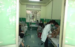 TP. Hồ Chí Minh: Nguy cơ dịch chồng dịch, trong bối cảnh thuốc và vật tư y tế cũng có nguy cơ thiếu