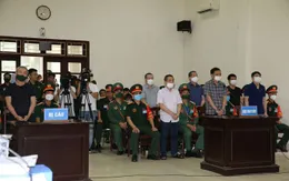 2 cựu Tư lệnh Cảnh sát biển hầu tòa vụ buôn lậu 200 triệu lít xăng