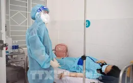 Hàng loạt viên chức y tế nghỉ việc tại Đồng bằng sông Cửu Long