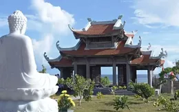 Chùa trên đảo - Cột mốc văn hóa tâm linh của người Việt