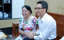 Phó Thủ tướng Vũ Đức Đam thăm nữ anh hùng ''đếm bom'' ở Đồng Lộc