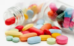 Vì sao đấu thầu thuốc chậm và thiếu?