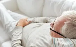 Nguy cơ mắc bệnh cao huyết áp khi giấc ngủ trưa quá dài