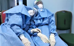 Thứ trưởng Bộ Y tế nêu nguyên nhân gần 9.400 nhân viên y tế xin thôi việc, bỏ việc