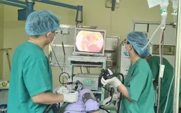 Nhập viện vì chảy máu tiêu hóa do sử dụng thuốc điều trị gout không đúng cách