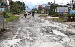 Quốc lộ 28 xuống cấp gây mất an toàn giao thông