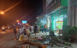 Xe 7 chỗ lao vào nhà dân khiến 3 người thương vong