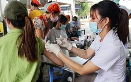 Hơn 292.000 liều vaccine phòng COVID-19 được tiêm trong ngày 29/8