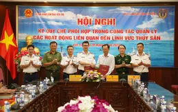 Cảnh sát biển và Bến Tre tăng cường phối hợp quản lý hoạt động liên quan đến thủy sản