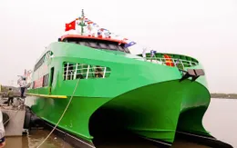 Chấn chỉnh tàu cao tốc Cần Thơ - Côn Đảo gây sạt lở đê bao