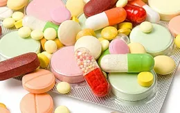 Doanh nghiệp bắt tay, “né” quy định để phân phối dược phẩm nhập khẩu