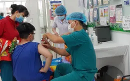 TP. Hồ Chí Minh tổ chức tiêm phòng COVID-19 cao điểm xuyên Tết