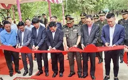 Khánh thành Nhà tưởng niệm liệt sĩ quân tình nguyện Việt Nam tại Campuchia