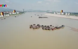 Mập mờ khai thác cát vùng giáp ranh