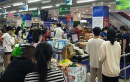 Đà Nẵng: Người dân đổ xô đi mua lương thực, thực phẩm dự trữ