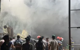 Cháy nhiều xưởng gỗ quy mô lớn ở Đồng Nai