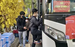 “Chuyến xe mùa xuân” đưa hàng nghìn sinh viên, người lao động về quê ăn Tết