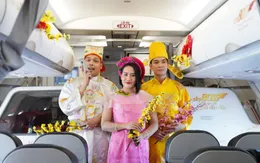Bất ngờ gặp ông Công, ông Táo và nàng Xuân trên chuyến bay Vietjet