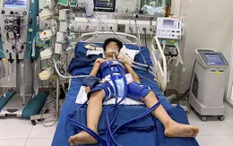 Bé trai ngừng tim sau pha bắt bóng
