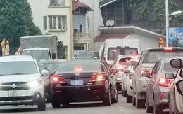 Văn phòng Thành ủy Hà Nội thông tin việc xử lý lái xe biển xanh vi phạm luật giao thông