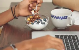 Ăn vặt như thế nào mới tốt cho sức khỏe?