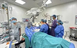 Xuyên đêm nối cánh tay đứt rời cho nam bệnh nhân bị tai nạn lao động