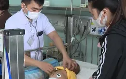 Trẻ bị viêm phổi do virus RSV tăng đột biến