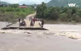 Gia lai: Tập trung thuyền chở nhu yếu phẩm cho người dân vùng lũ