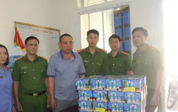 Bắt quả tang ô tô đầu kéo vận chuyển 50kg pháo