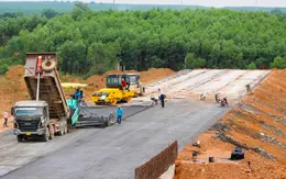 Khẩn trương tìm nguồn vật liệu đắp đường cho cao tốc Bắc - Nam giai đoạn 2