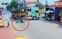 Nguy cơ tai nạn từ việc sang đường ẩu