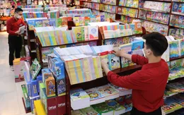 Vì sao cần chuyển quyền lựa chọn sách giáo khoa cho các trường học?