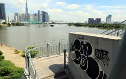 TP Hồ Chí Minh: Tràn lan vẽ bậy ở nhiều công trình