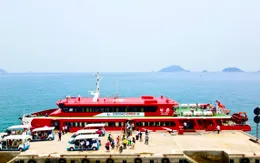 Thu phí dịch vụ sử dụng nhà ga cảng biển tại huyện Côn Đảo