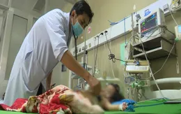 Cảnh giác với bệnh tay chân miệng nặng