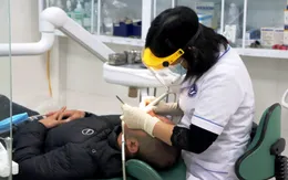 Hút thuốc lá làm tăng nguy cơ các bệnh lý về răng miệng