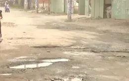 Ổ voi, ổ gà "giăng bẫy" người đi đường ở TP Hồ Chí Minh