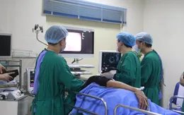 Thiếu máu nặng do giun móc ký sinh trong đường ruột