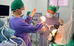 Điều trị Parkinson bằng phương pháp phẫu thuật kích thích não sâu