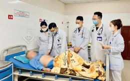 Cụ ông nguy kịch do vỡ phình động mạch chủ bụng