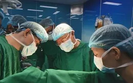 Cứu sống bệnh nhân hẹp khí quản phức tạp do tai nạn