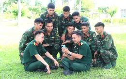 "Ứng dụng nền tảng số mở" trong kiểm tra nhận thức chính trị