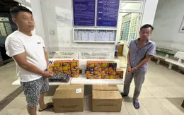 Cảnh sát hình sự tuần tra phát hiện 2 đối tượng mua bán hơn 75kg pháo nổ