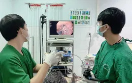 Nhập viện cấp cứu vì hóc mảnh xương bò lớn khi ăn bún