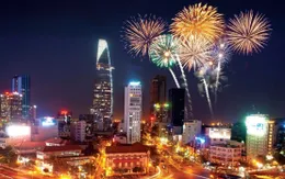 Pháo hoa rực rỡ chào năm mới 2024 tại Thành phố Hồ Chí Minh