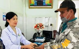 Nữ điều dưỡng trả lại ví tiền có 14 triệu đồng cho người đánh rơi