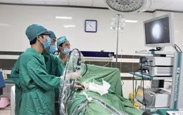 Mất một bên thận do tự ý dùng thuốc nam chữa sỏi thận
